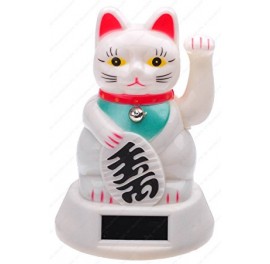 Кот Манэки-нэко. Высота 8 см. Работает от солнечной батареи.